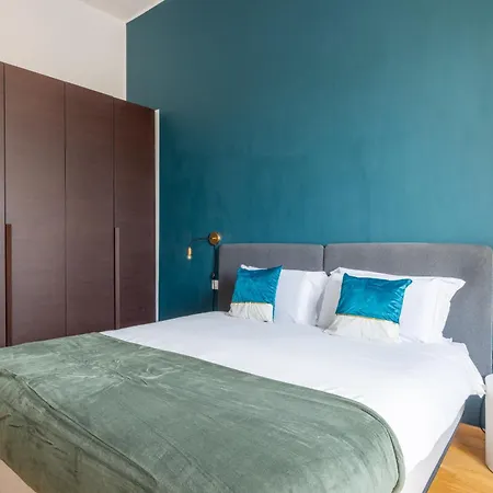 Elegant With Two Bedrooms דירה רומא