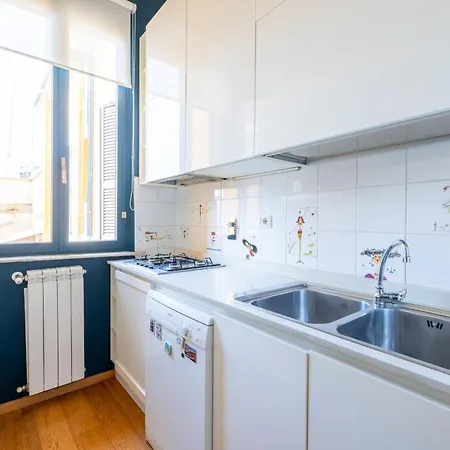 Elegant With Two Bedrooms דירה